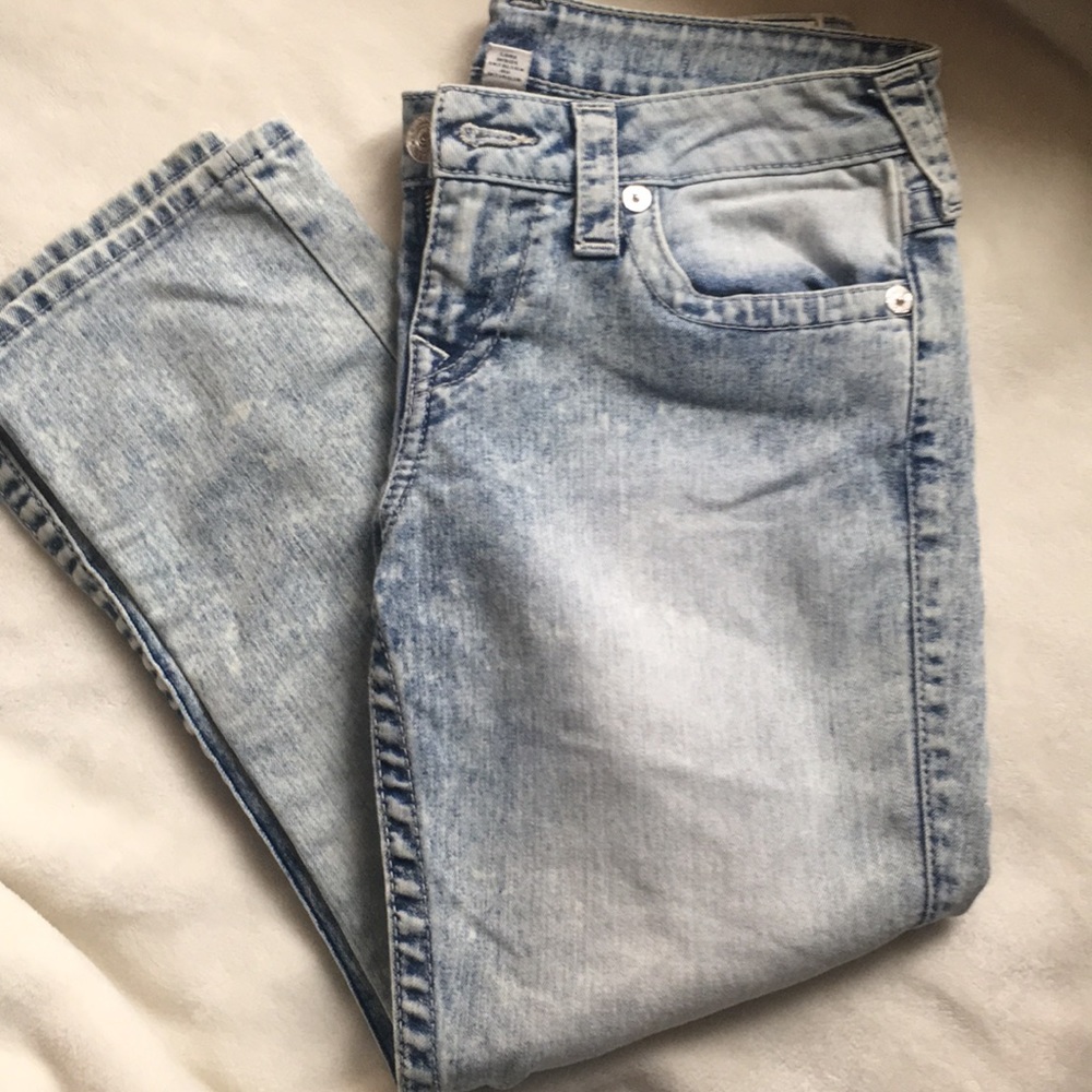 True Religion Capri Seat